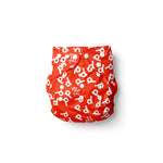 Descubre el increíble modelo de pañal reutilizable What a Poo con color divertido y motivos de nuestro logo extraordinario Poo Poo Tras - en fondo blanco